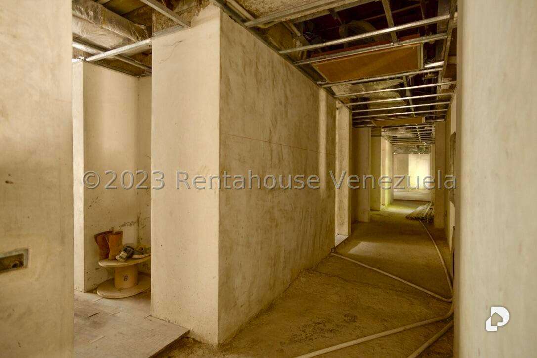 Casa en Cerro Verde, Caracas – 22
